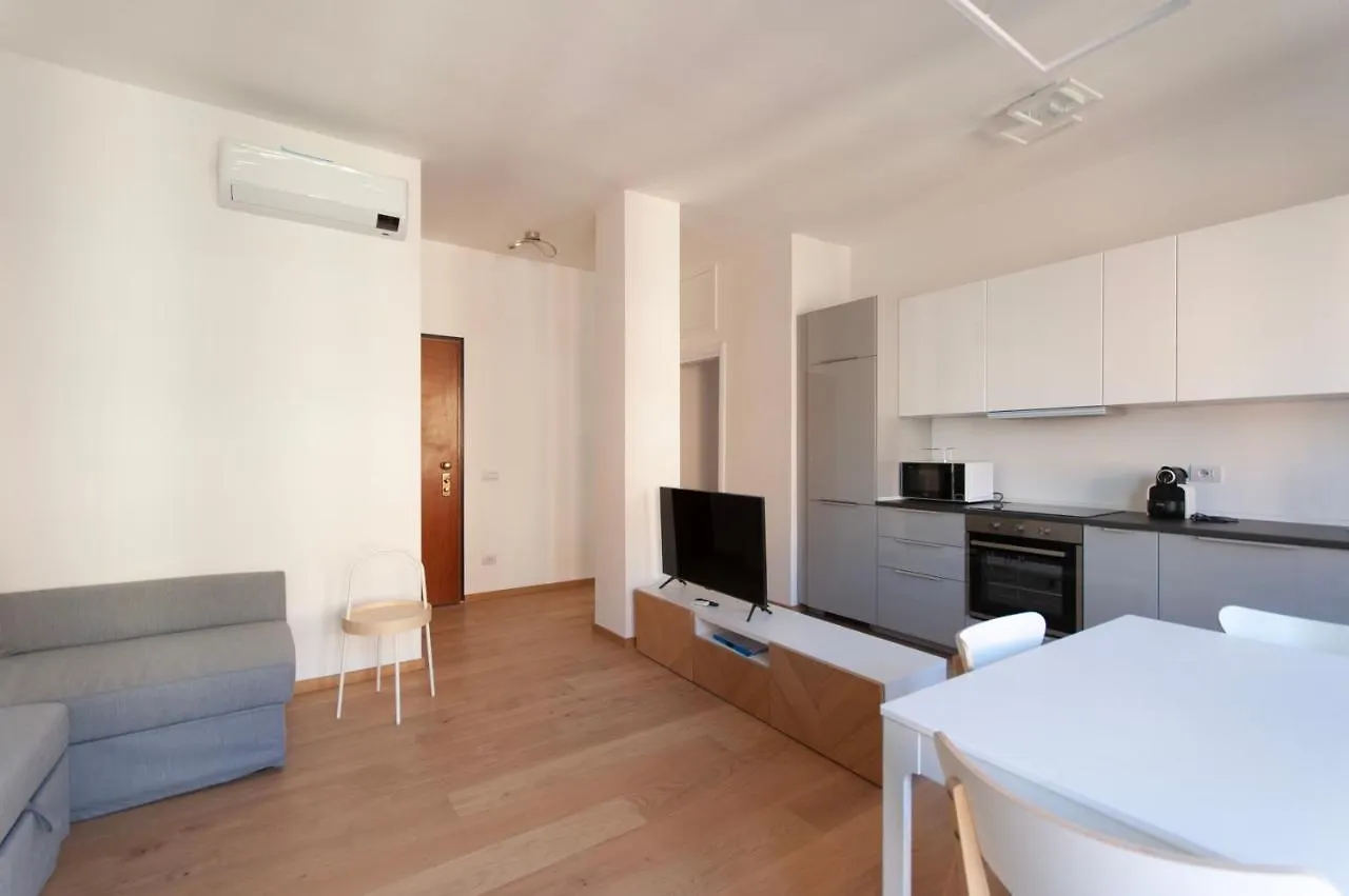 Appartamento Youhosty - Del Castagno 2 Milano